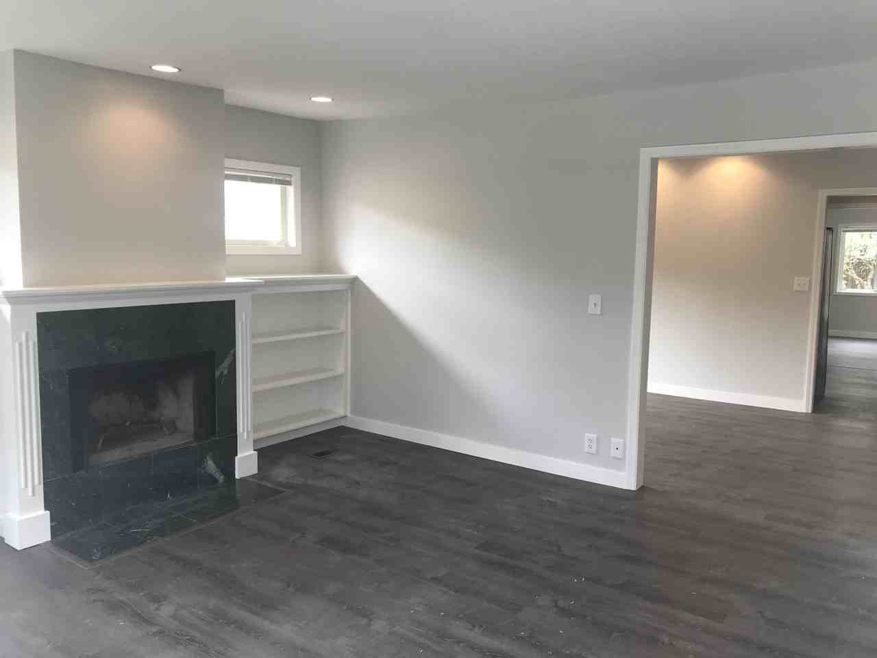 3335 Sw Falcon St - Photo 2 of 25