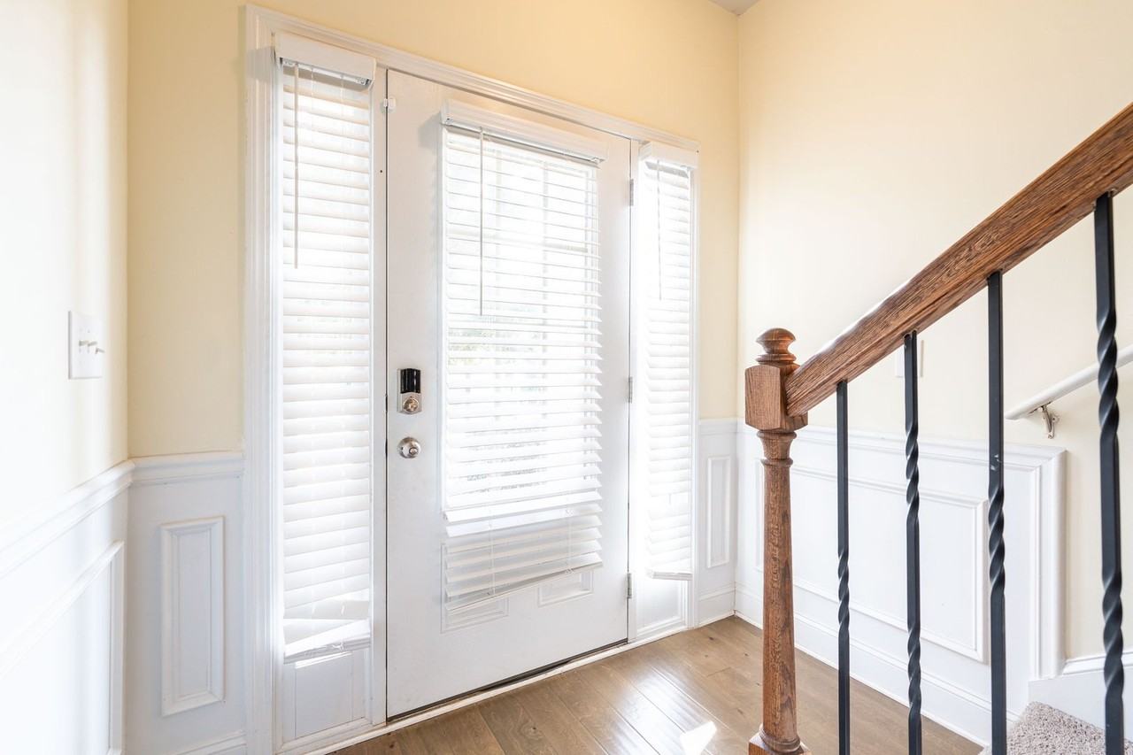 2408 Castle Keep Way - Photo 4 of 24