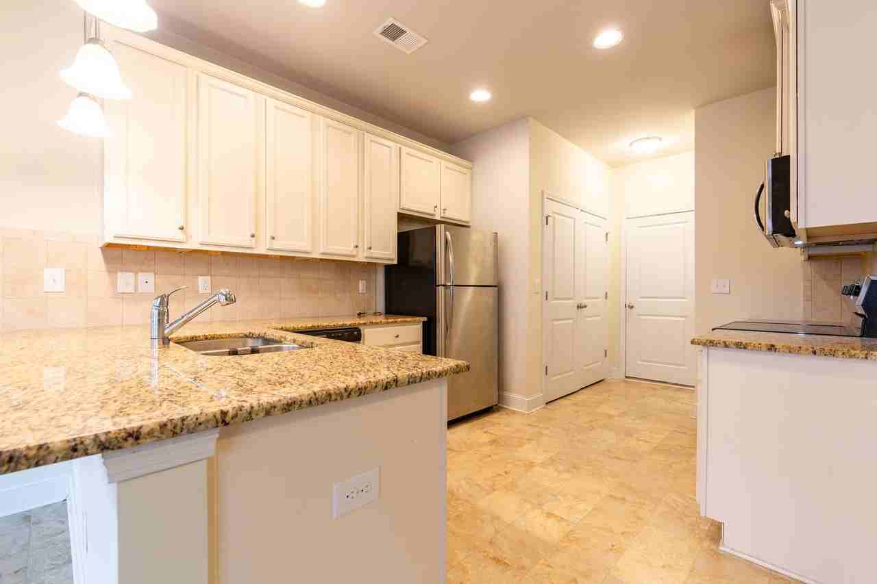 2408 Castle Keep Way - Photo 7 of 24