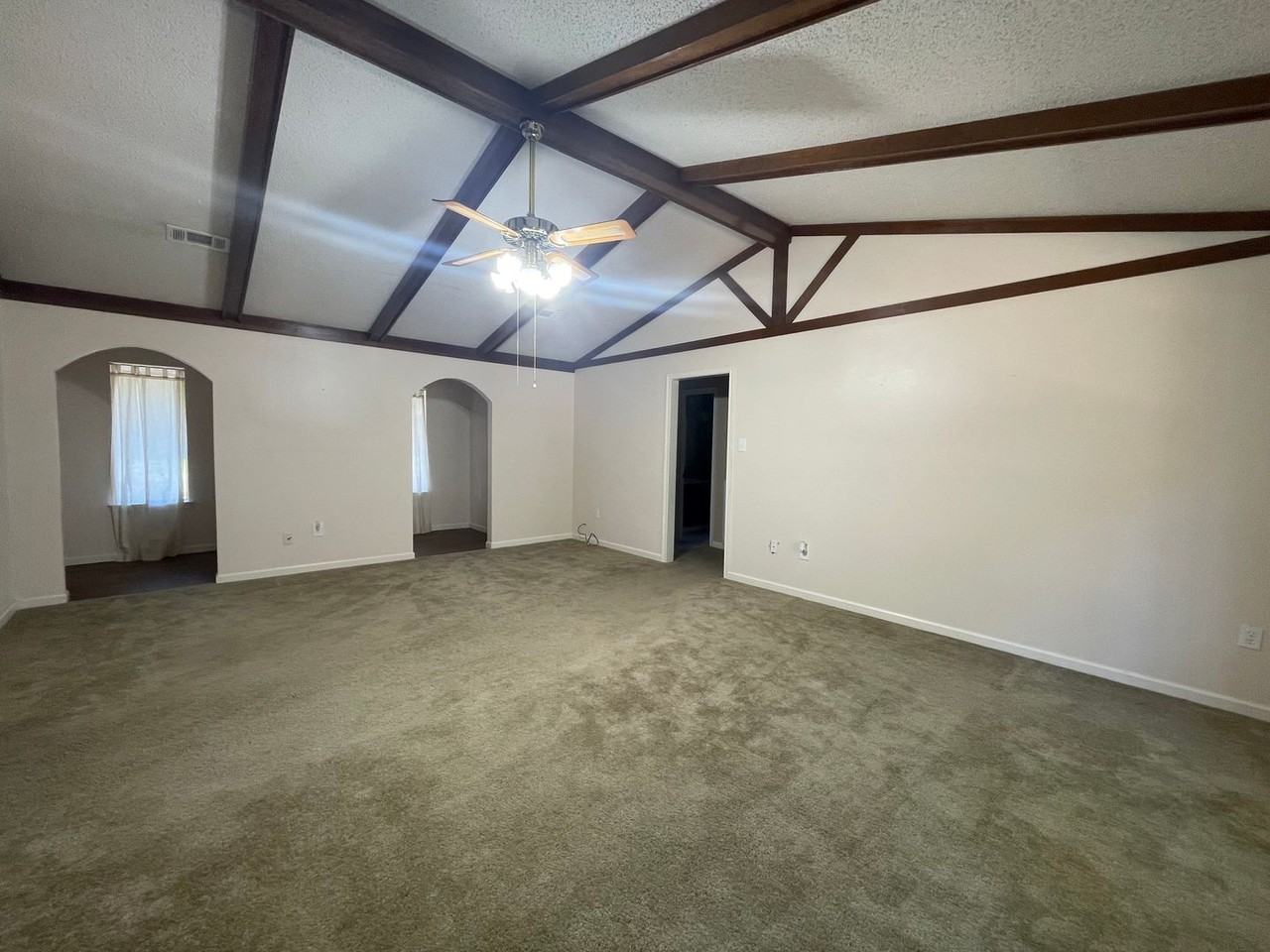 10846 Big Sur Dr - Photo 2 of 20