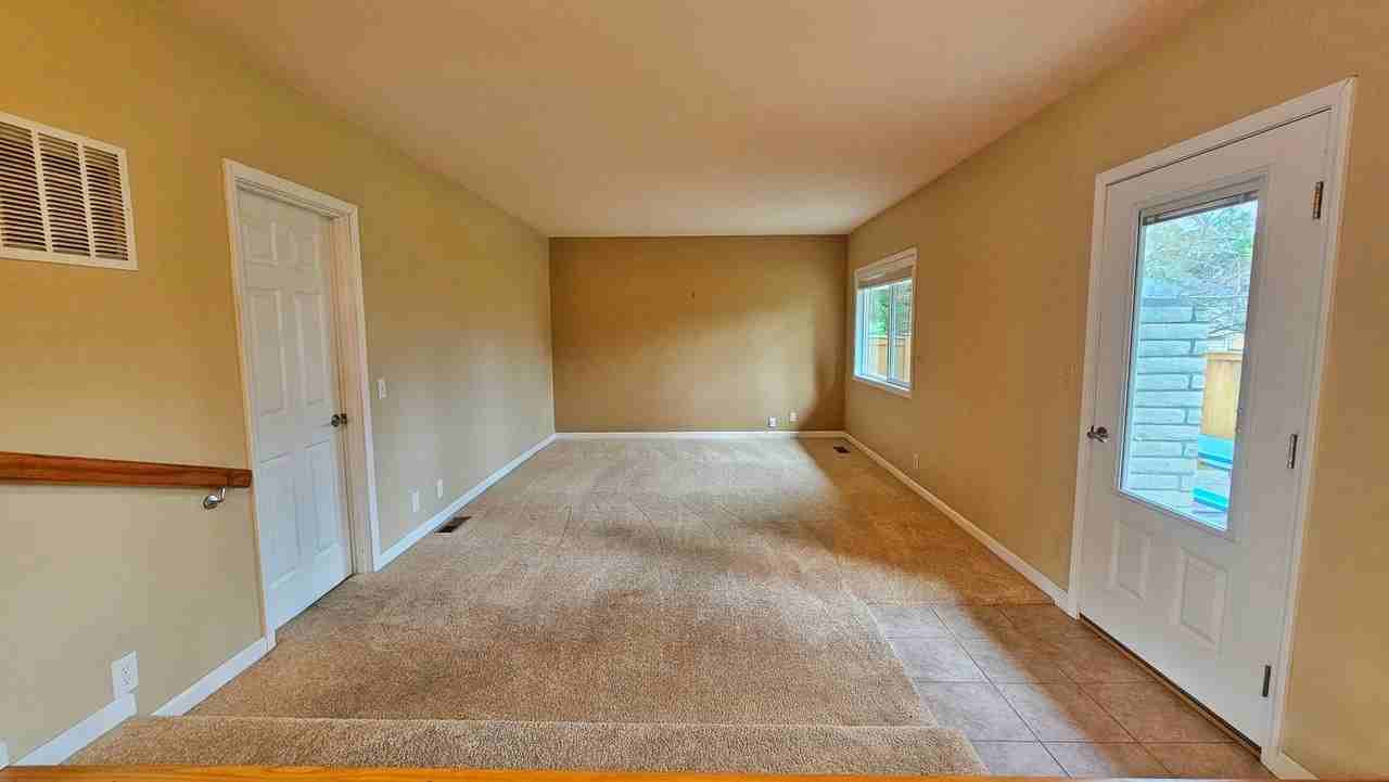 5510 156th Ave Ne - Photo 7 of 22