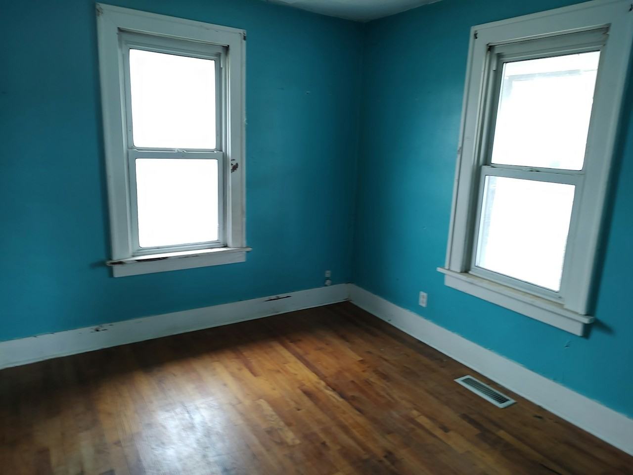 220 South Main Street - Photo 6 of 10