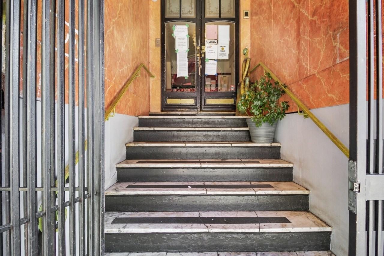 875 Post Street SF - Photo 7 of 14