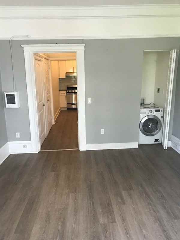 669 Ellis Street - Photo 5 of 9