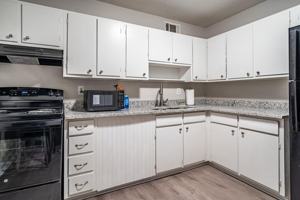 featured image of Pineglen Dr