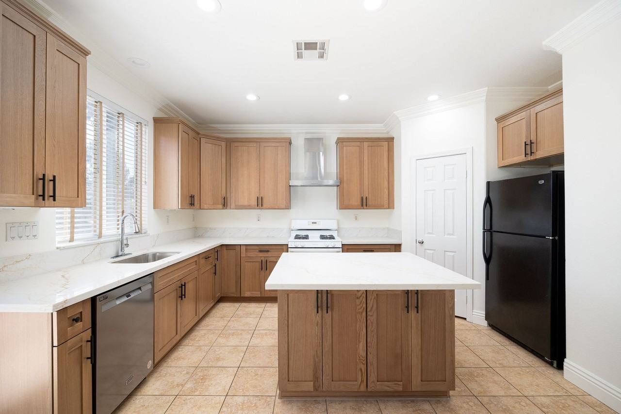 1193 Paradise Trail Rd - Photo 5 of 24