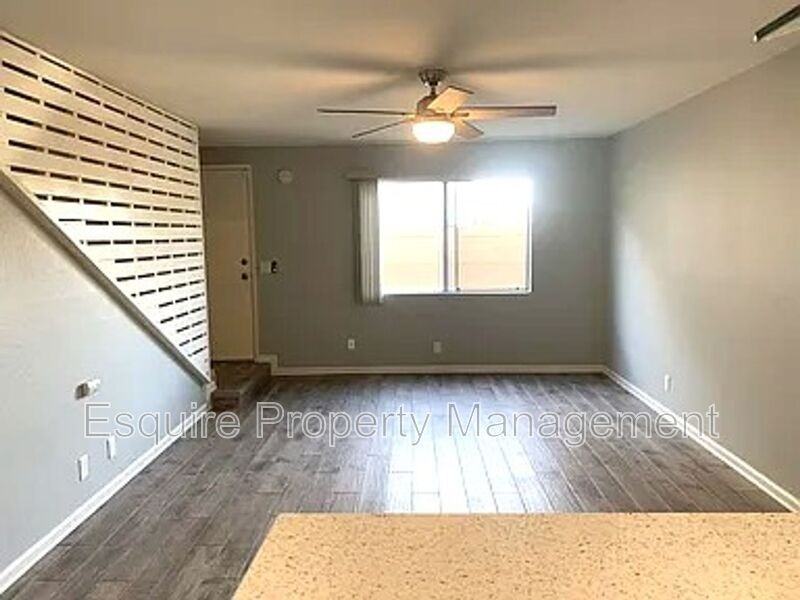 5410 Driftwood St #A - Photo 3 of 10