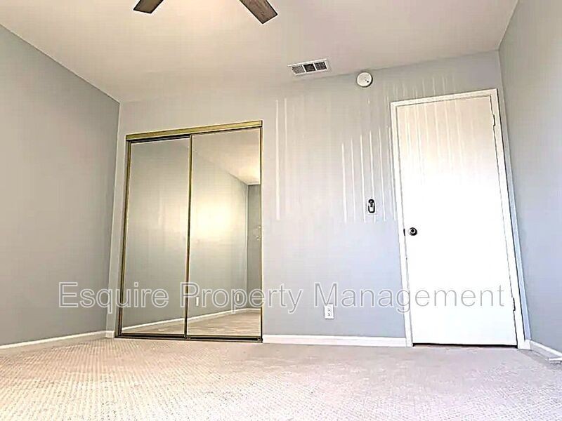 5410 Driftwood St #A - Photo 6 of 10