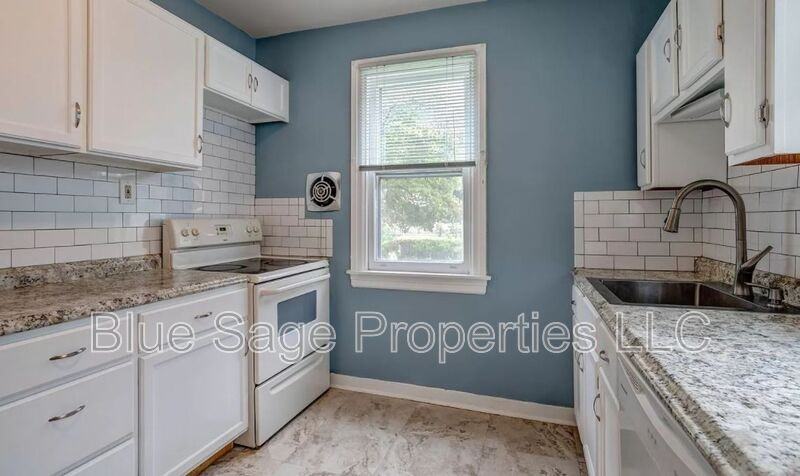 210 W Dupont St - Photo 7 of 26