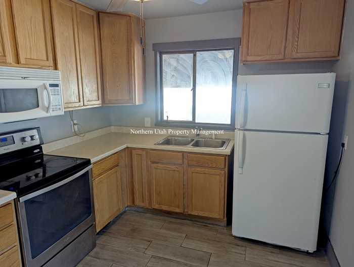 4481 Sw - Photo 3 of 13