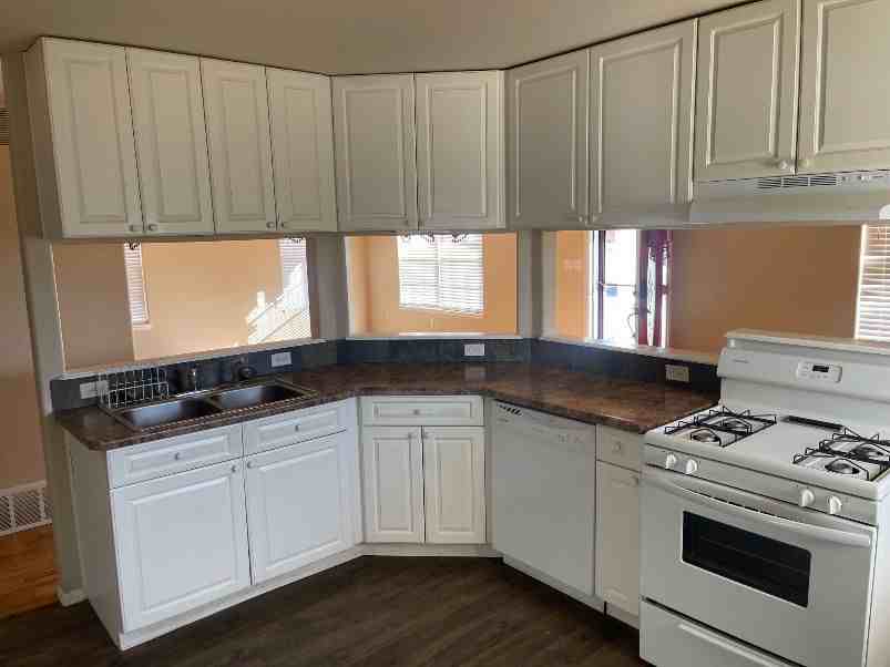 343 E Bond Ct - Photo 2 of 14