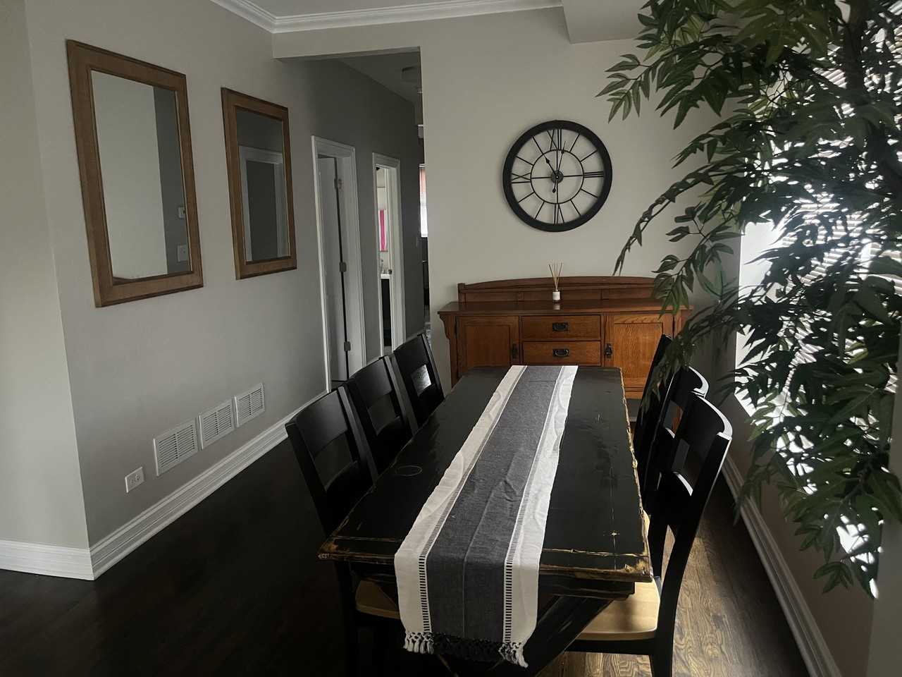 6145 S Eberhart Ave #2 - Photo 5 of 19