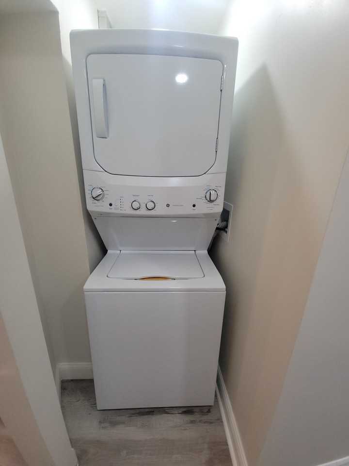 101st St - Photo 3 of 17