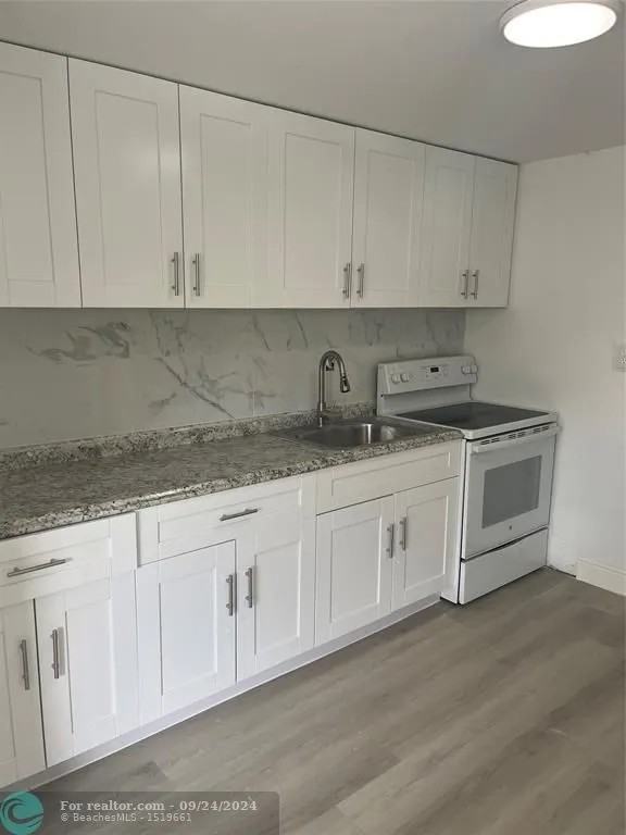 1664 Southwest 30th Avenue - Photo 2 of 6