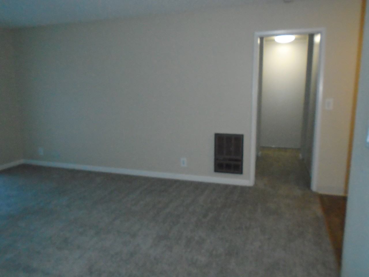 G & G Apartments - Photo 5 of 17