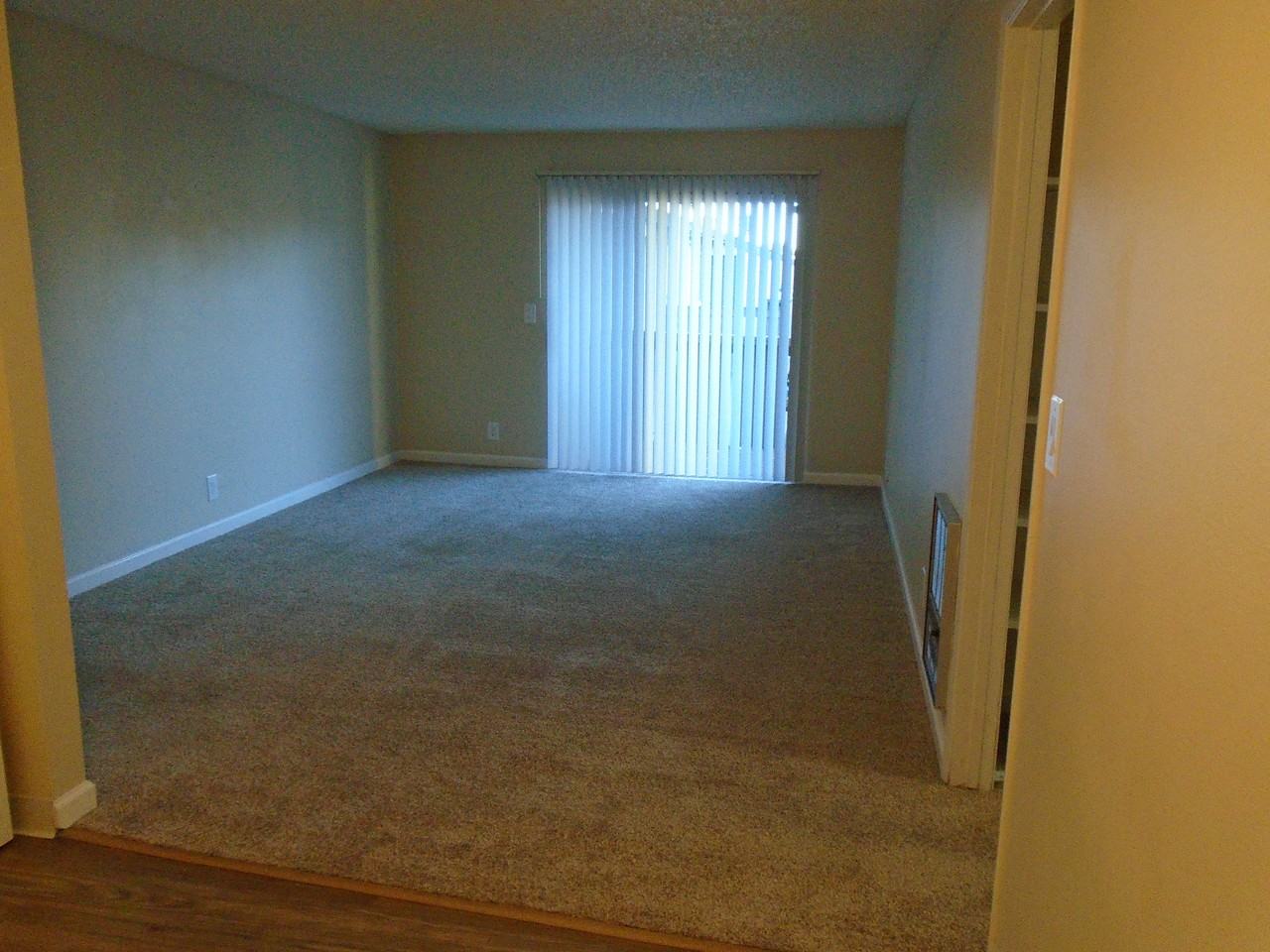 G & G Apartments - Photo 6 of 17