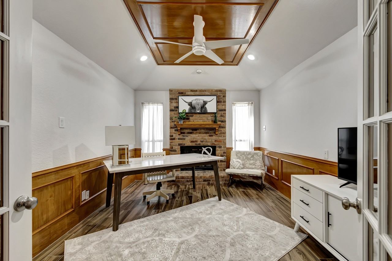 1231 Emerald Cir #NA - Photo 6 of 18