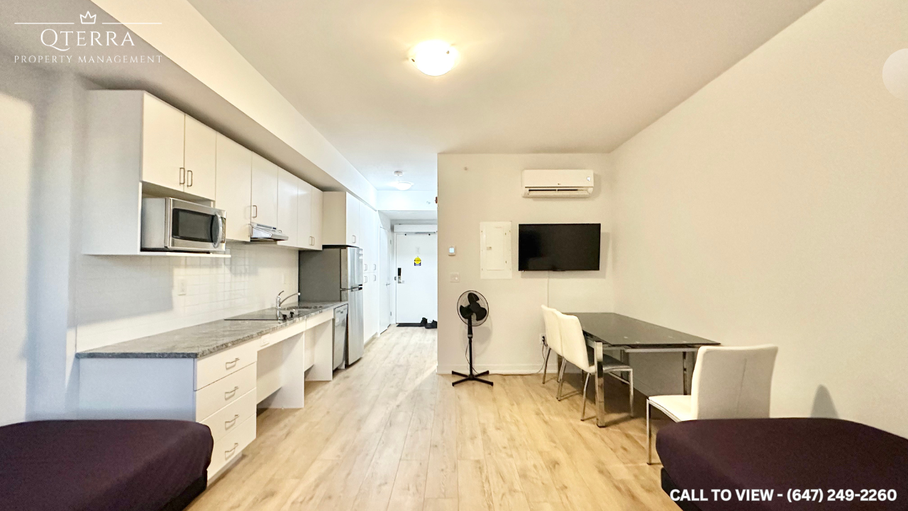 303-1800 Simcoe St N, Oshawa, Ontario L1G 0C2 - Photo 3 of 10