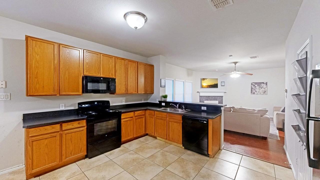 104 Jimmie Birdwell Blvd - Photo 6 of 17