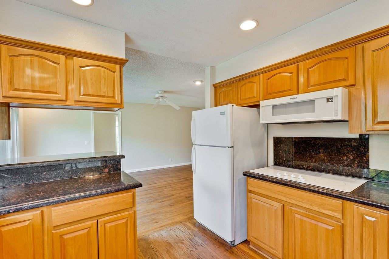 10534 Deodara Dr - Photo 2 of 18