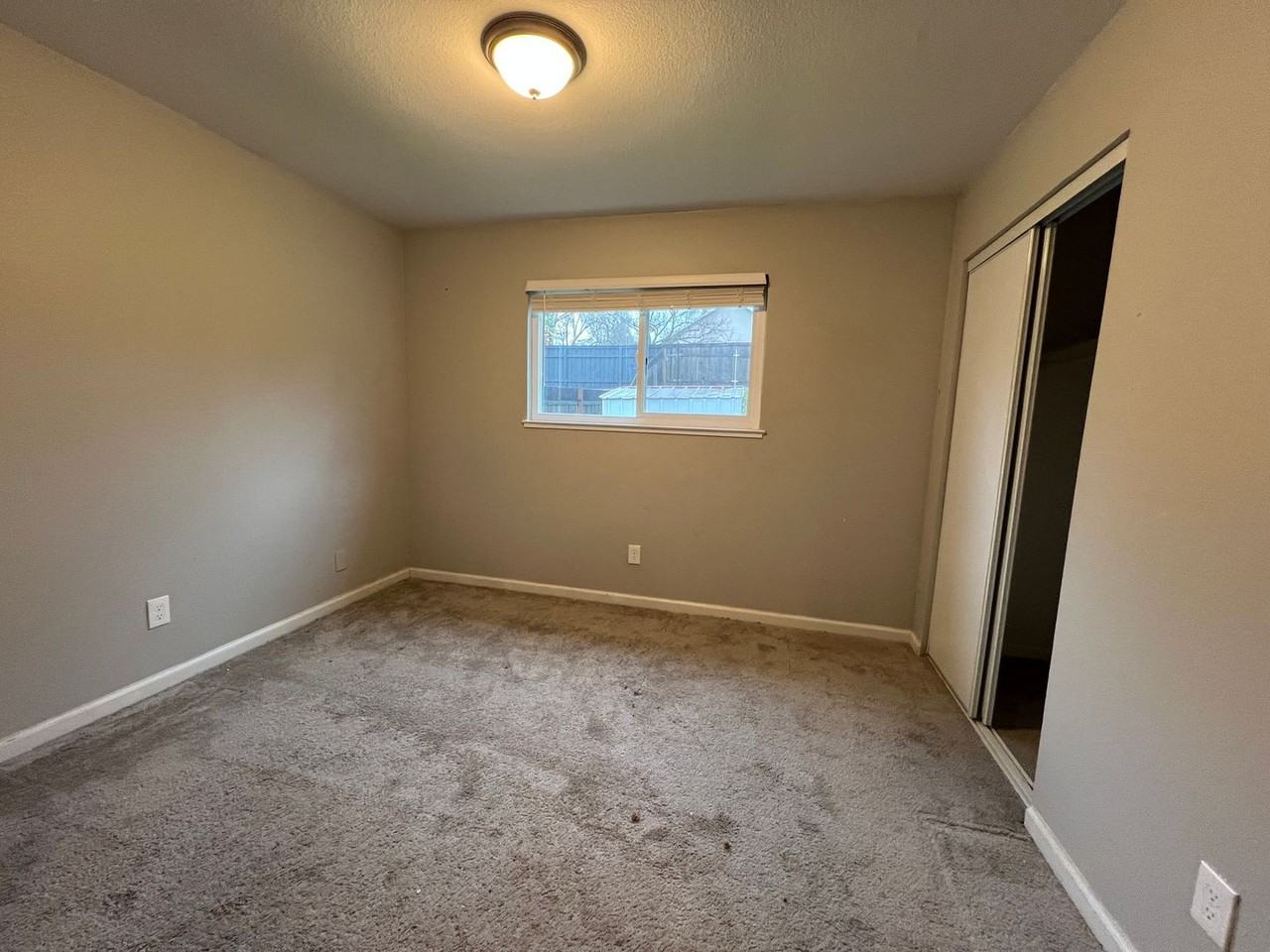 8155 Molokai Way - Photo 6 of 11