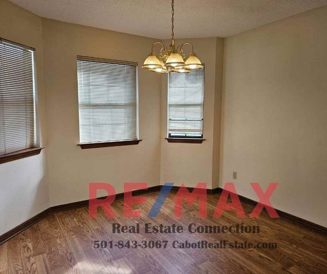 118 Tiffany Cir - Photo 6 of 14