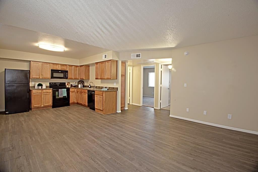 1805 W Cortez St - Photo 5 of 10