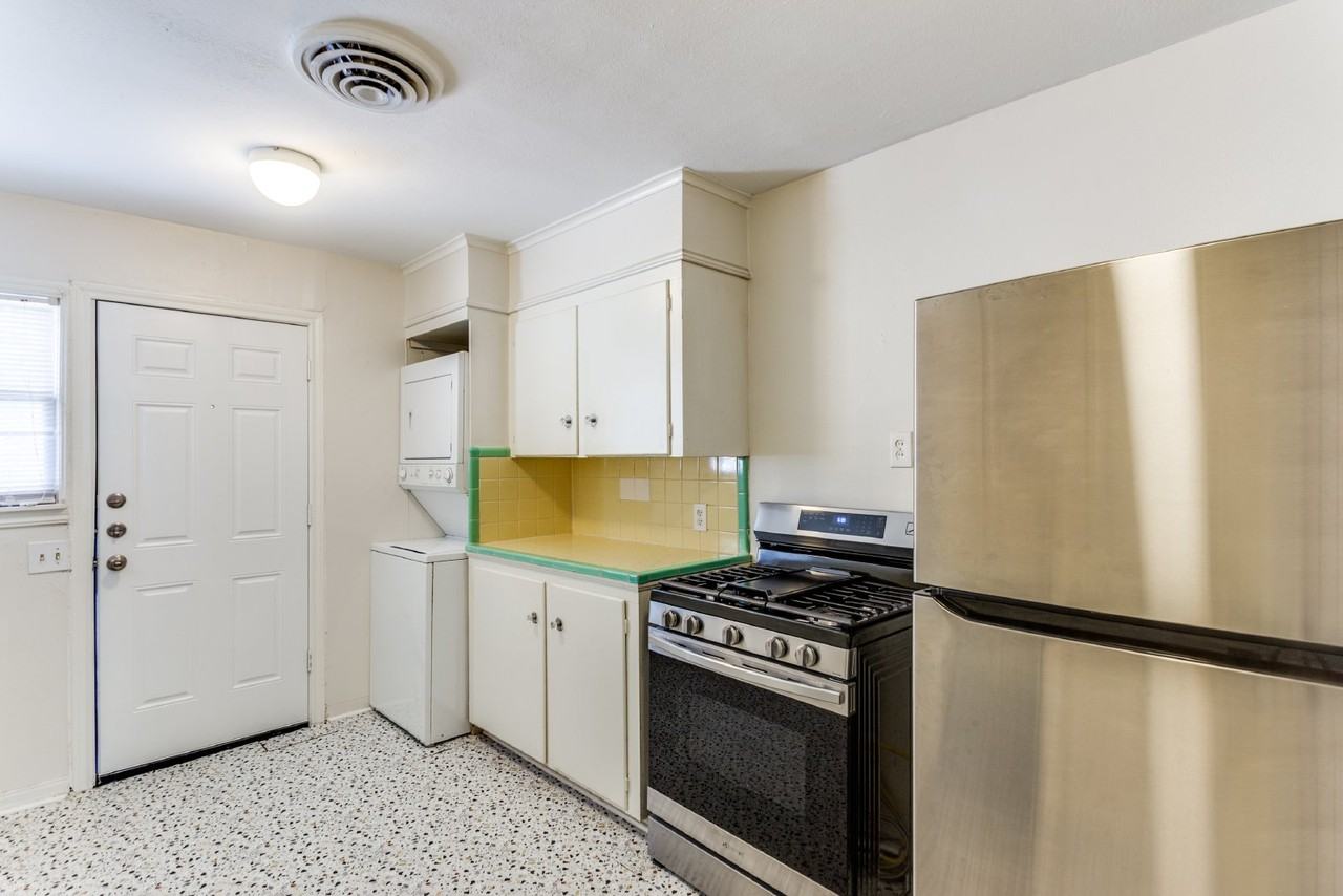 6024 Curzon Ave - Photo 7 of 12