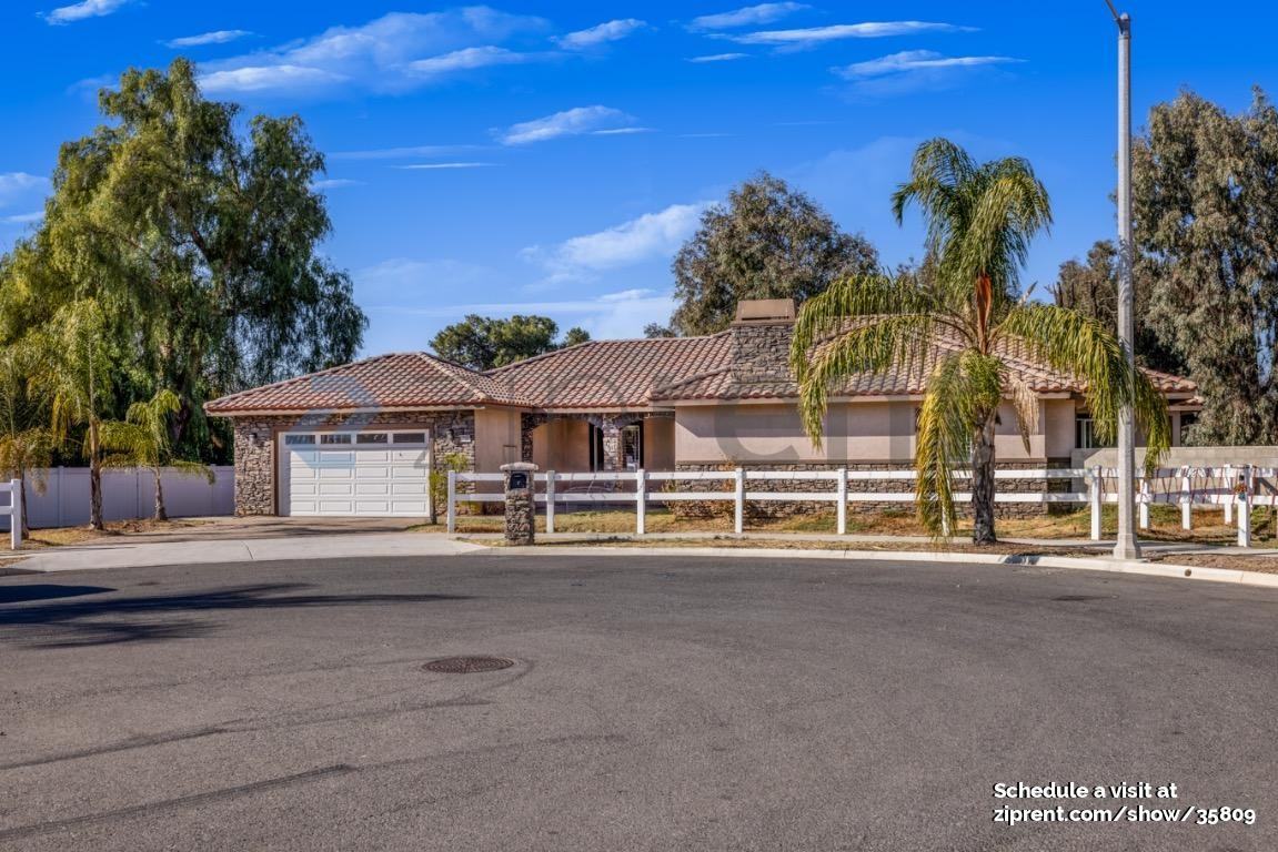 4634 Duarte Ct - Photo 2 of 40