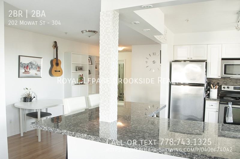 202 Mowat St #304 - Photo 3 of 10