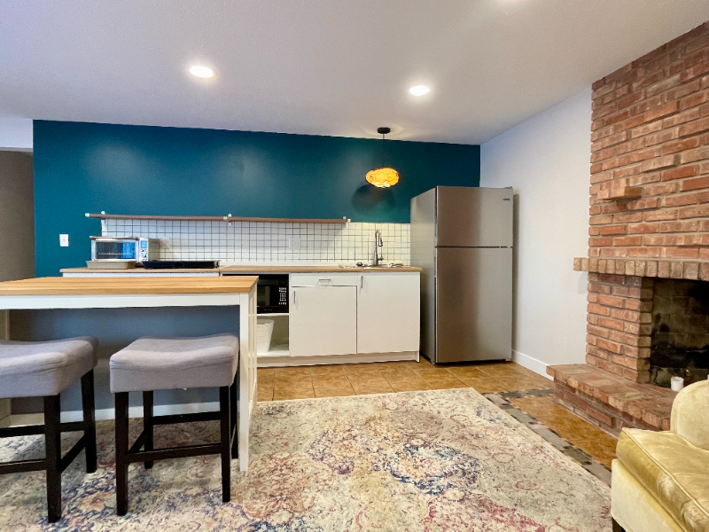 530 Timberland Dr #B - Photo 2 of 23