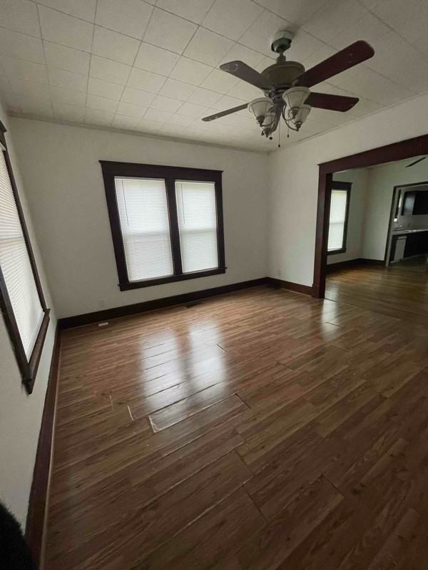 208 Watts Ave - Photo 3 of 16