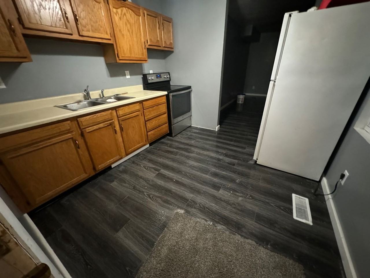 622 Rush St - Photo 6 of 8