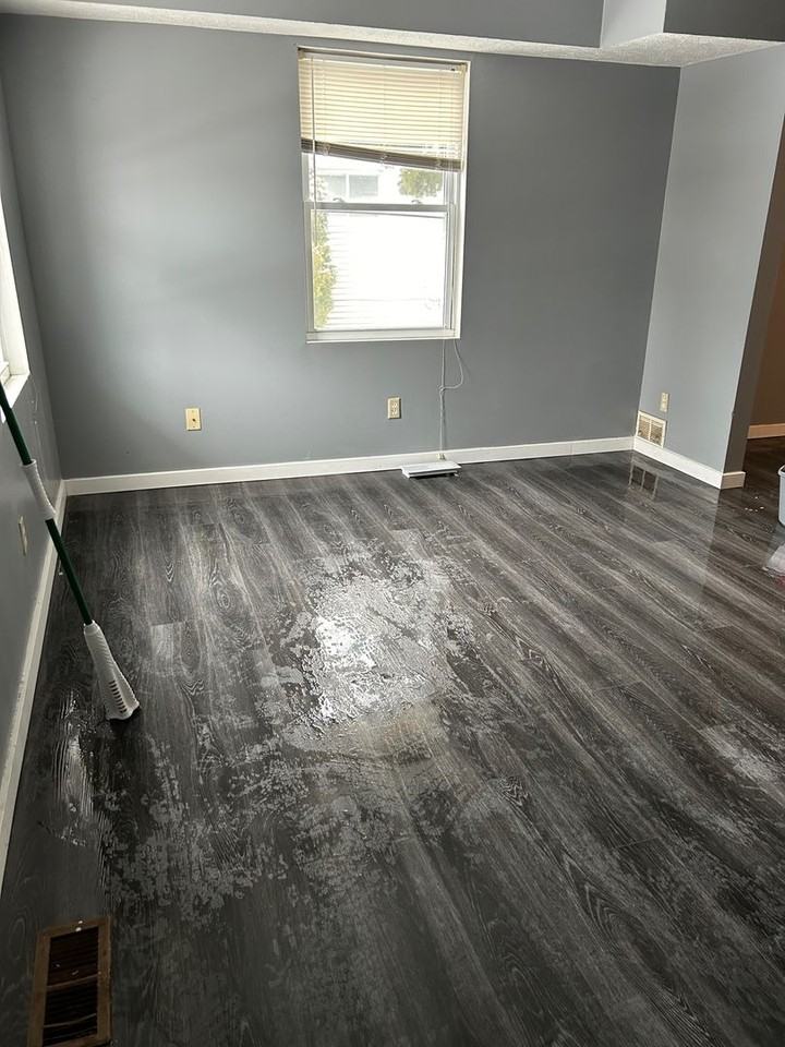 622 Rush St - Photo 4 of 8