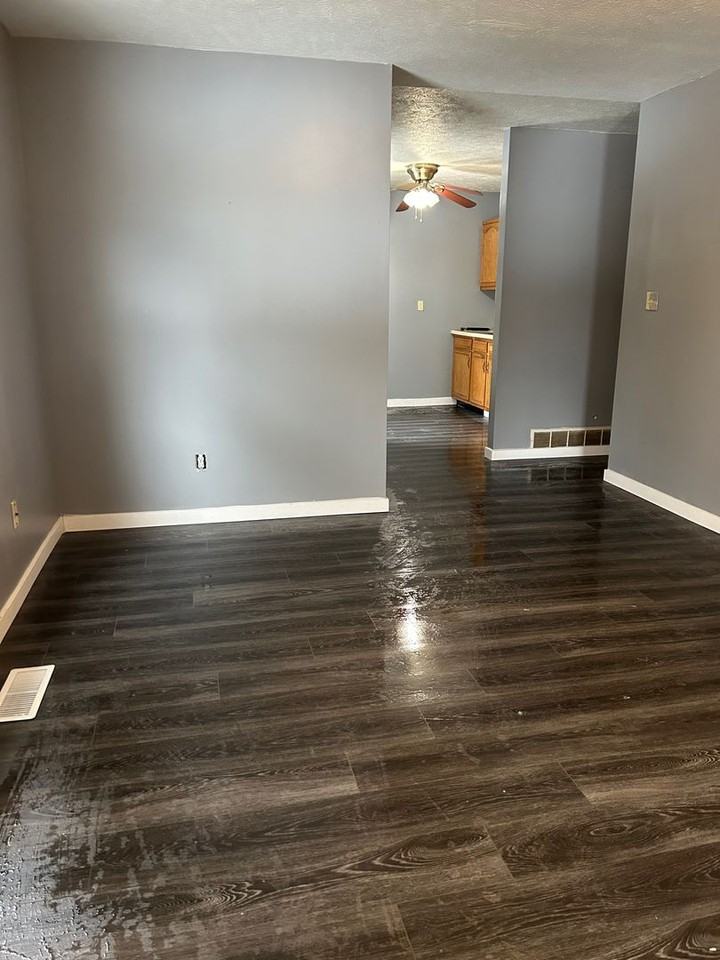 622 Rush St - Photo 5 of 8