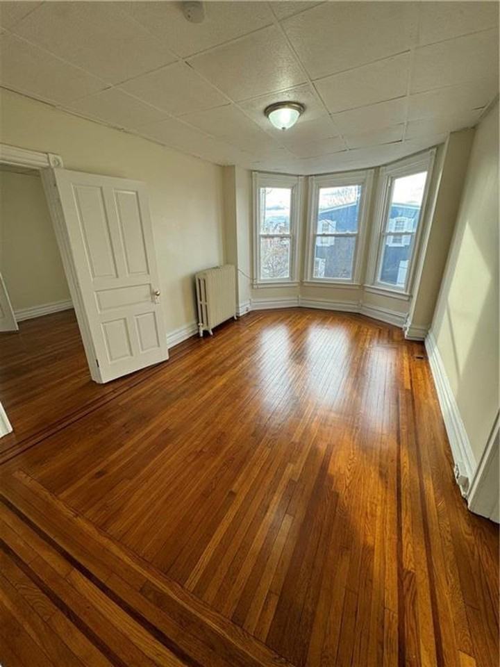 1149 West Turner Street - Photo 3 of 4