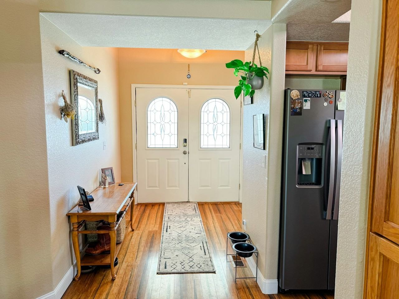 4816 Ireland Court - Photo 3 of 17