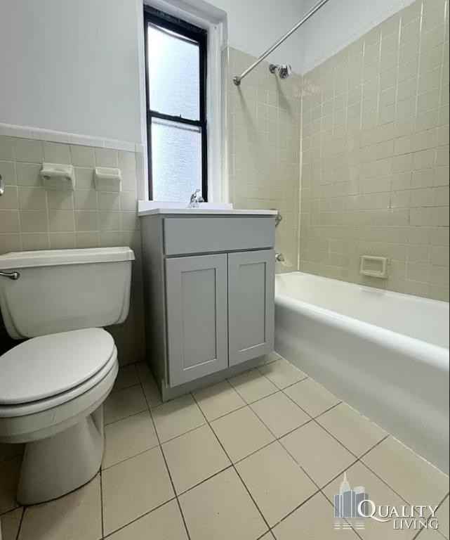 95 Cabrini Boulevard - Photo 4 of 6