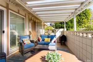 featured image of 752 Avenida Majorca #C