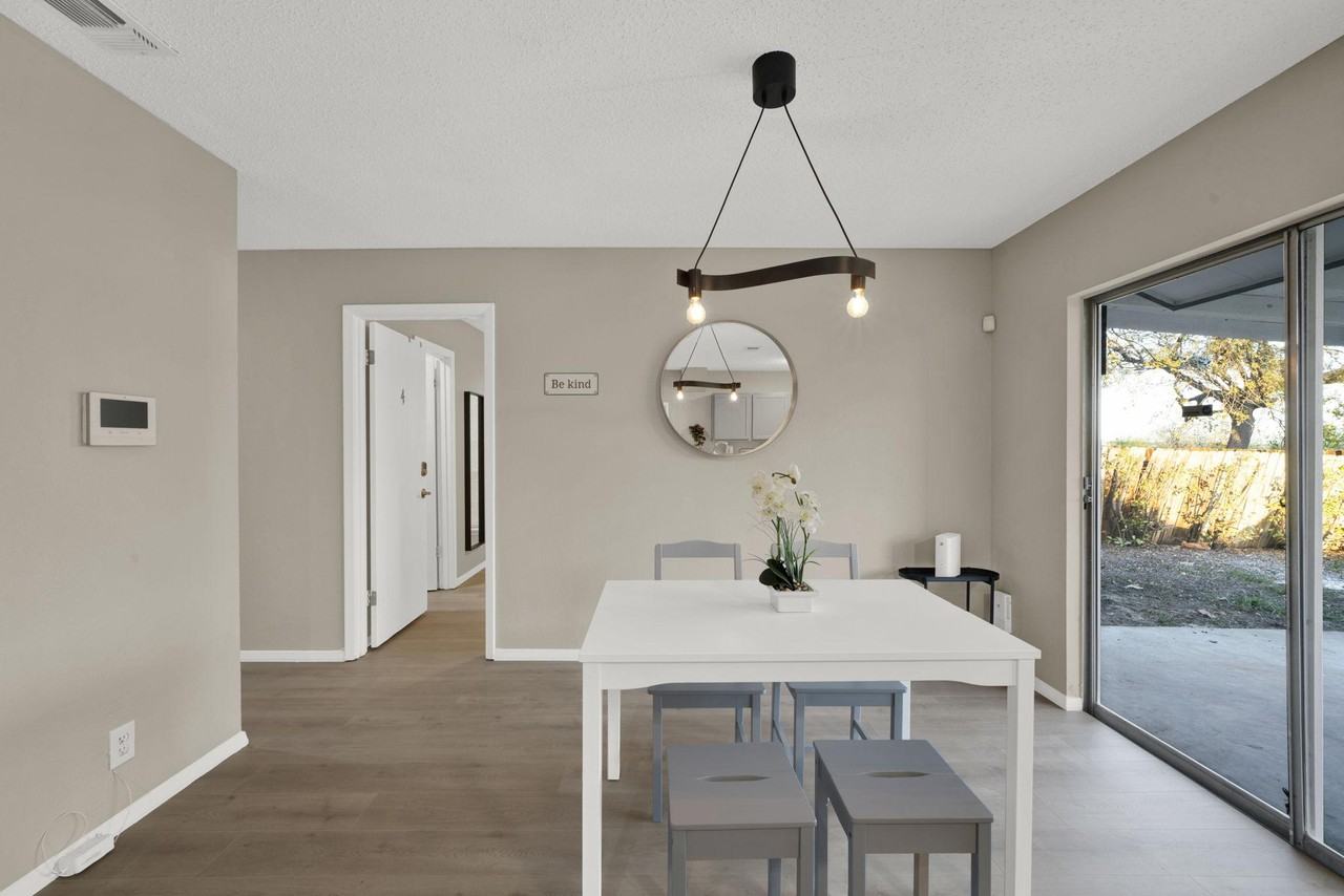 Bayliss Street - Photo 3 of 20