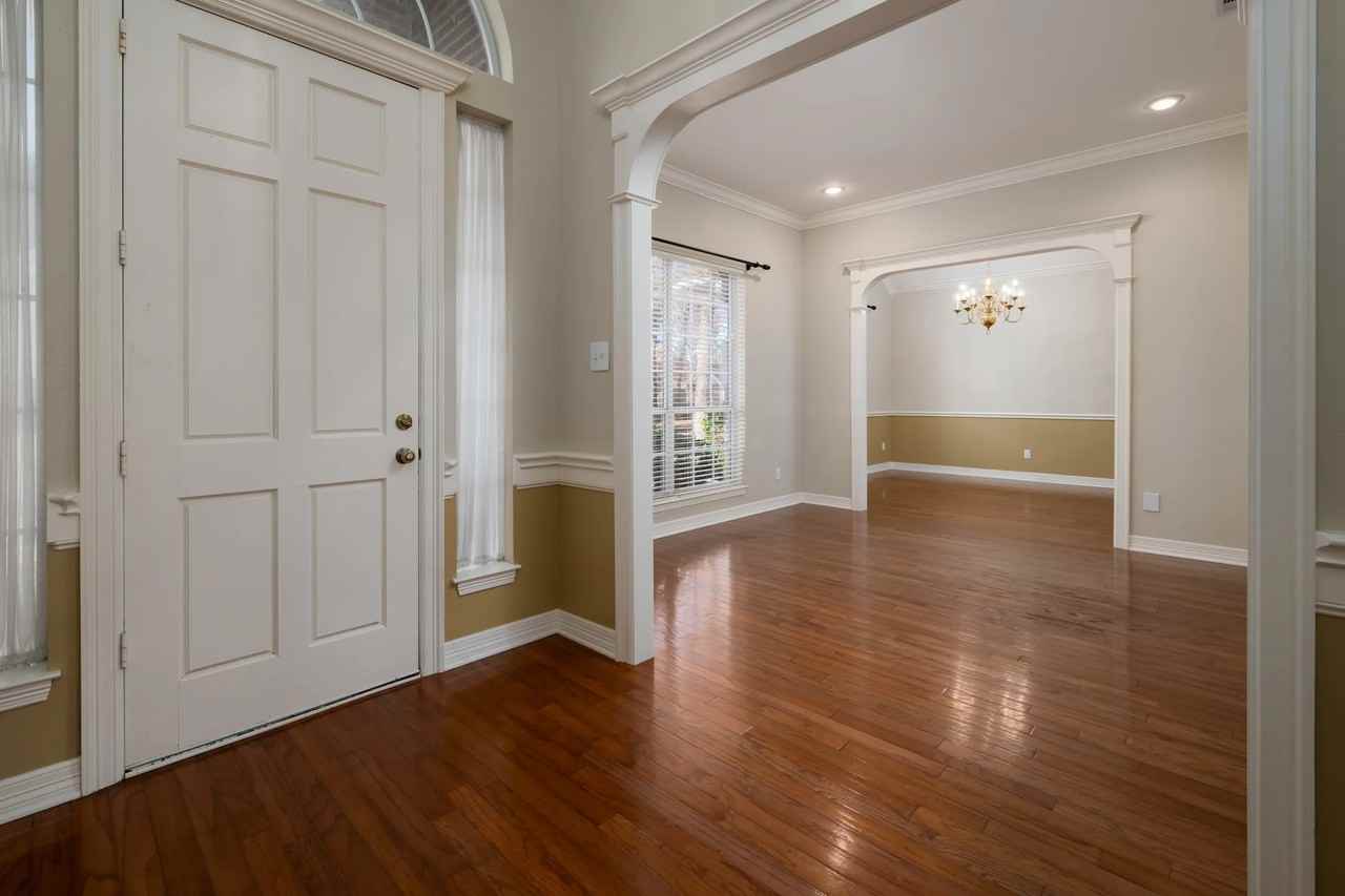 3602 Trailwood Ct - Photo 2 of 12