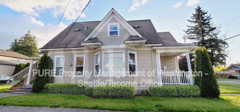 602 5th Ave Nw #C - Photo 2 of 21