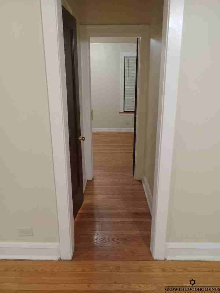 6803 S Merrill Ave #3 - Photo 3 of 9