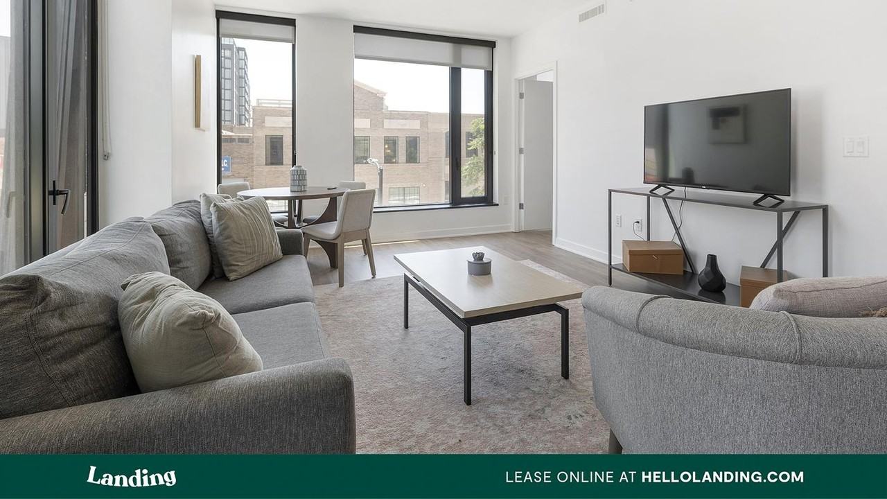 1320 4th St NE - Photo 3 of 50