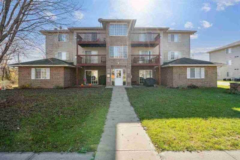 631 Kimberlite St - Photo 2 of 12