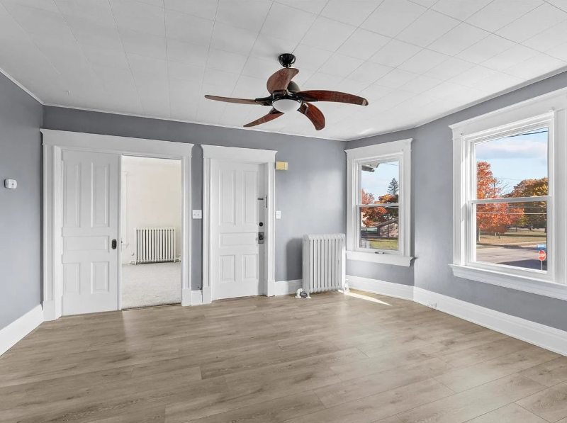 1201 Marshall St #B - Photo 3 of 21