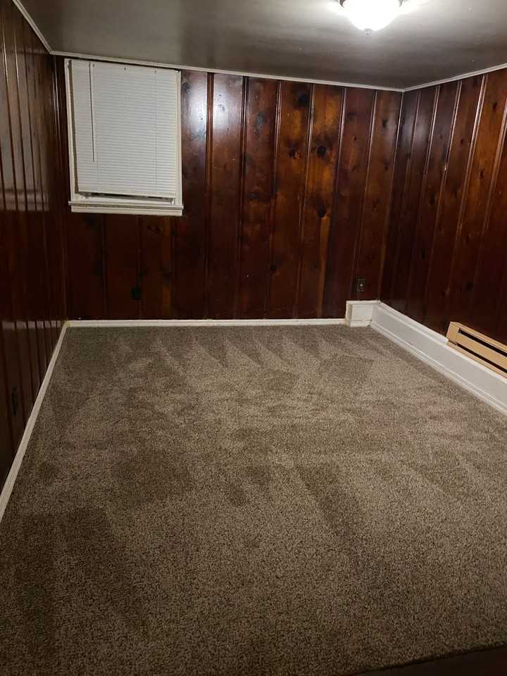 220A Brown Pl - Photo 4 of 6