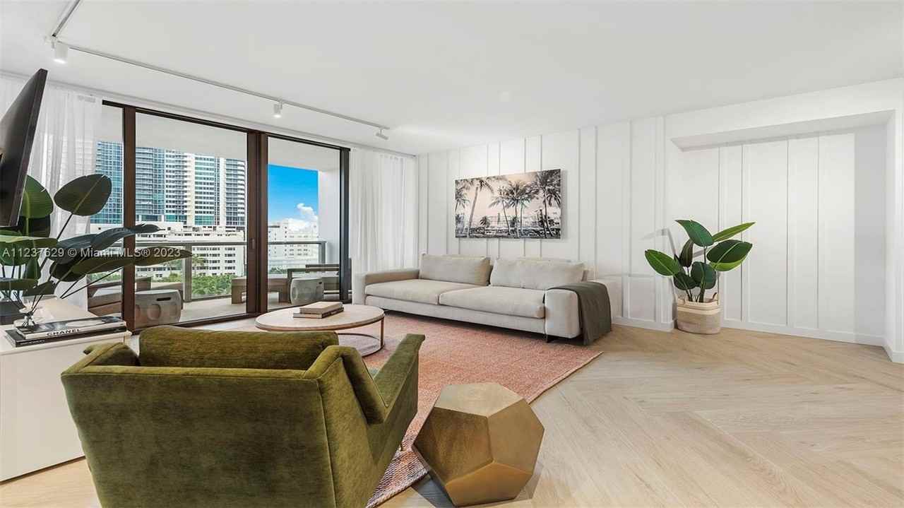 2201 Collins Ave #804 - Photo 2 of 41