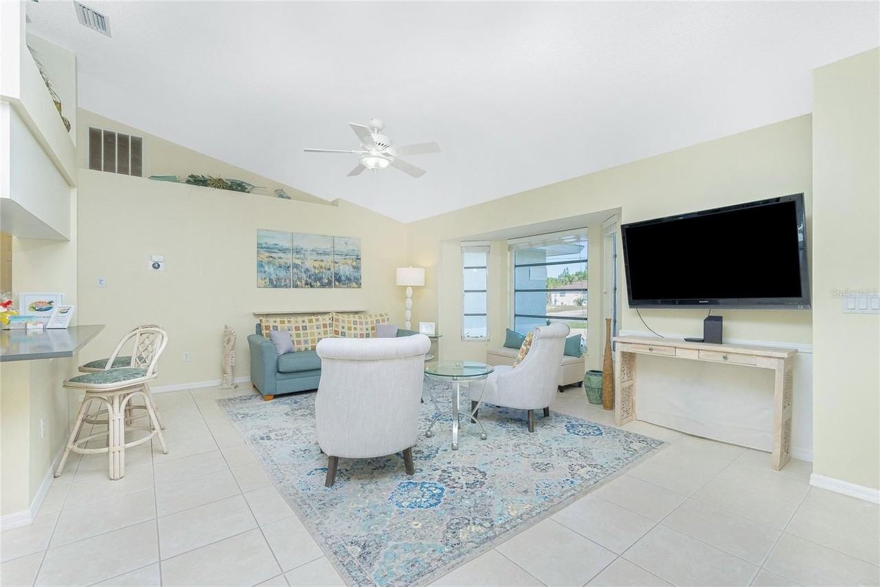 1441 Overbrook Rd - Photo 7 of 50