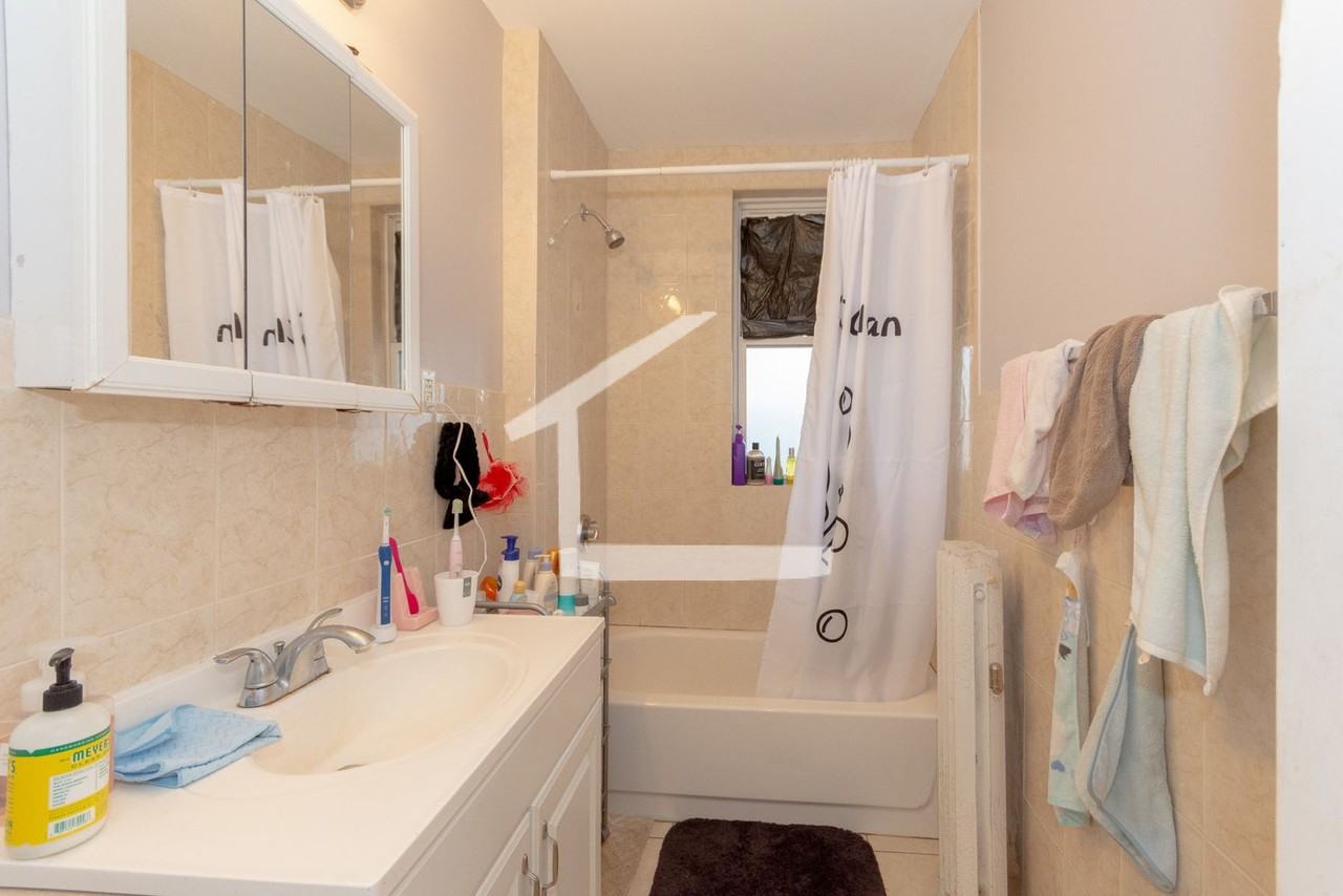 39 Chester Street - Photo 7 of 9